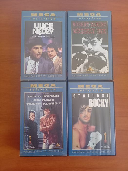 4 kasety VHS z serii Mega Collection w tym Rocky