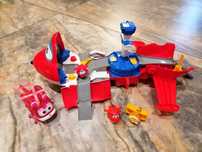 Super Wings Jettek lotniskowiec