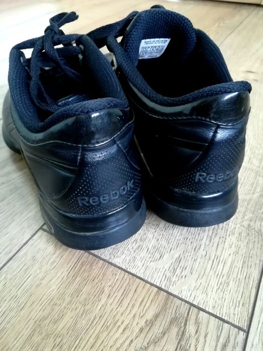 Reebok Easytone skórzane adidasy chłopięce półbuty rozmiar 38 24,5cm