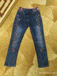 Нові стрейчеві джинси,зріст 116-120 см