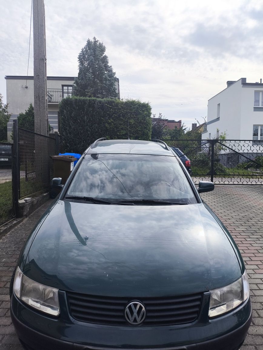 Audi a4b5 1996 passat b5 1.9tdi kombi części w całości