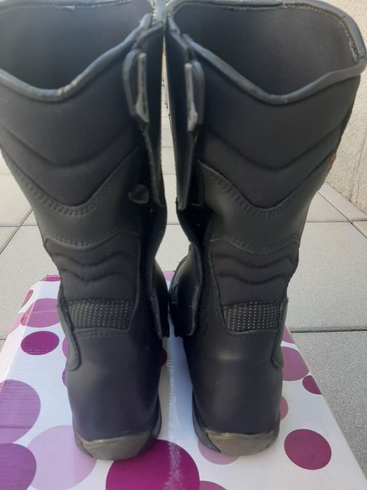 Botas Sra semi novas