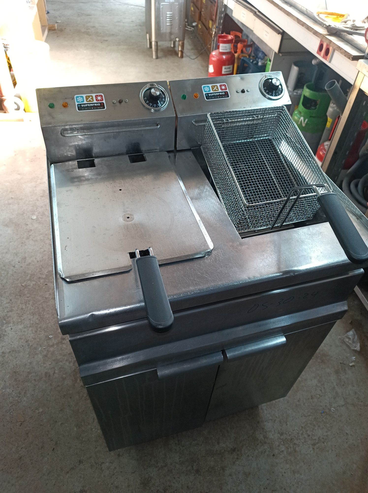 Fritadeira elétrica 7,5 kW x2