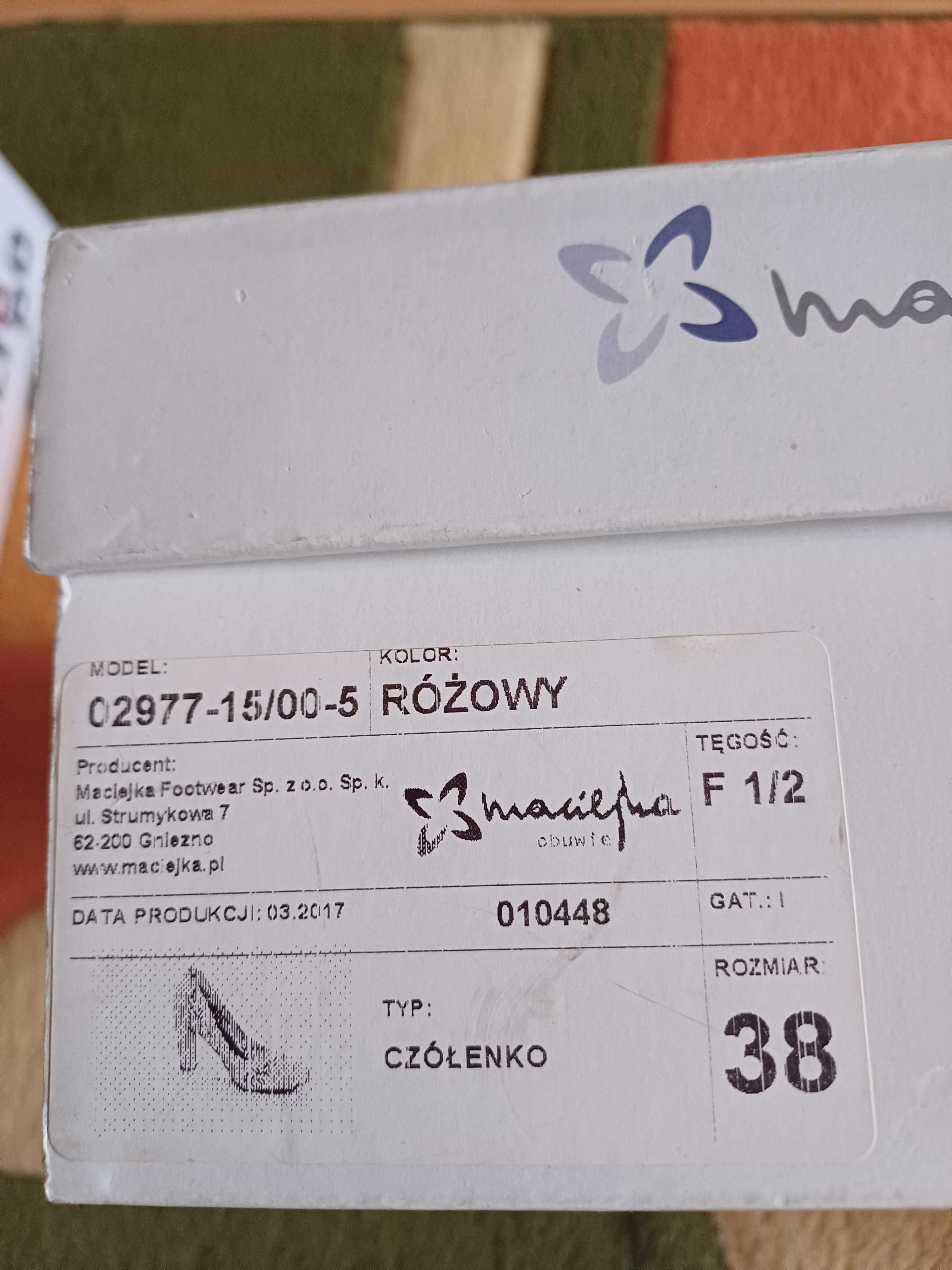 Zamszowe czółenka Maciejka r. 38