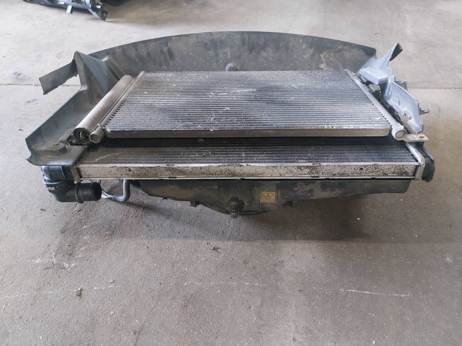 CHŁODNICE KOMPLET + WENTYLATOR ALFA ROMEO 147 1.9 JTD 836000100