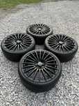 Kola Felgi 5x112 Mercedes R20 245/30/20 cali CLS CLA