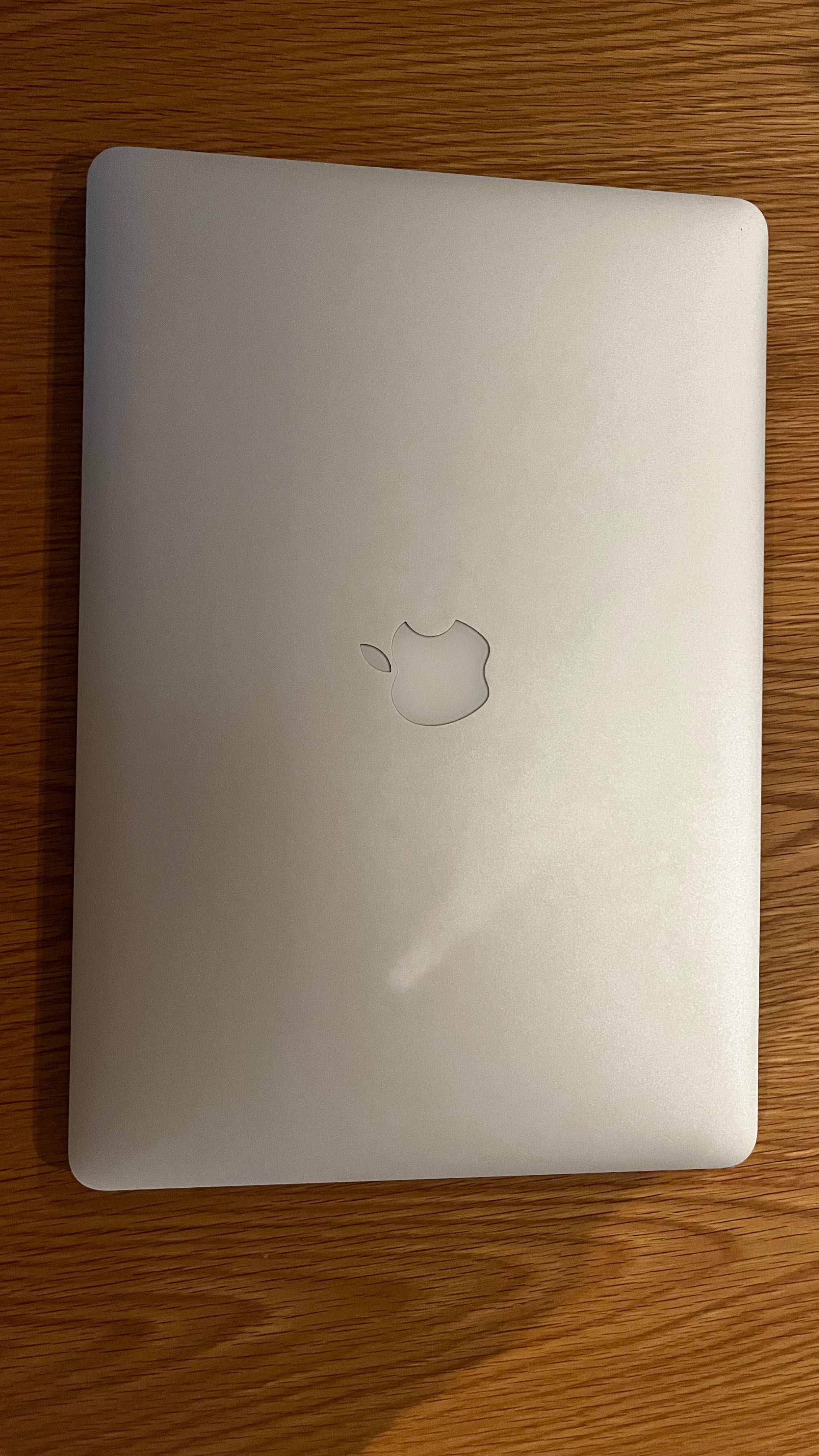 MacBook Pro 15” cinza