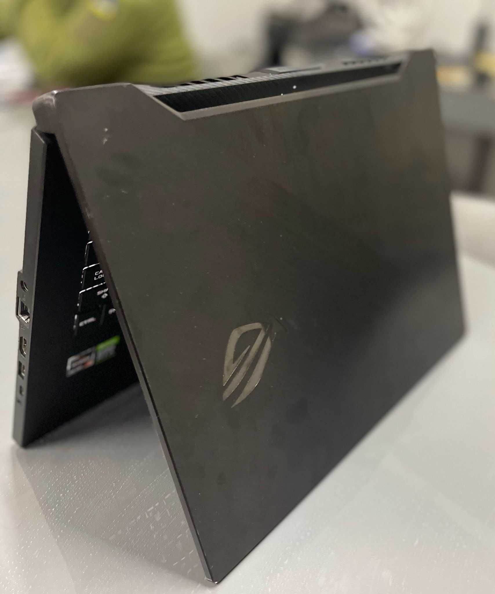 Asus Rog Zephyrus G15 GA502IU - PH96