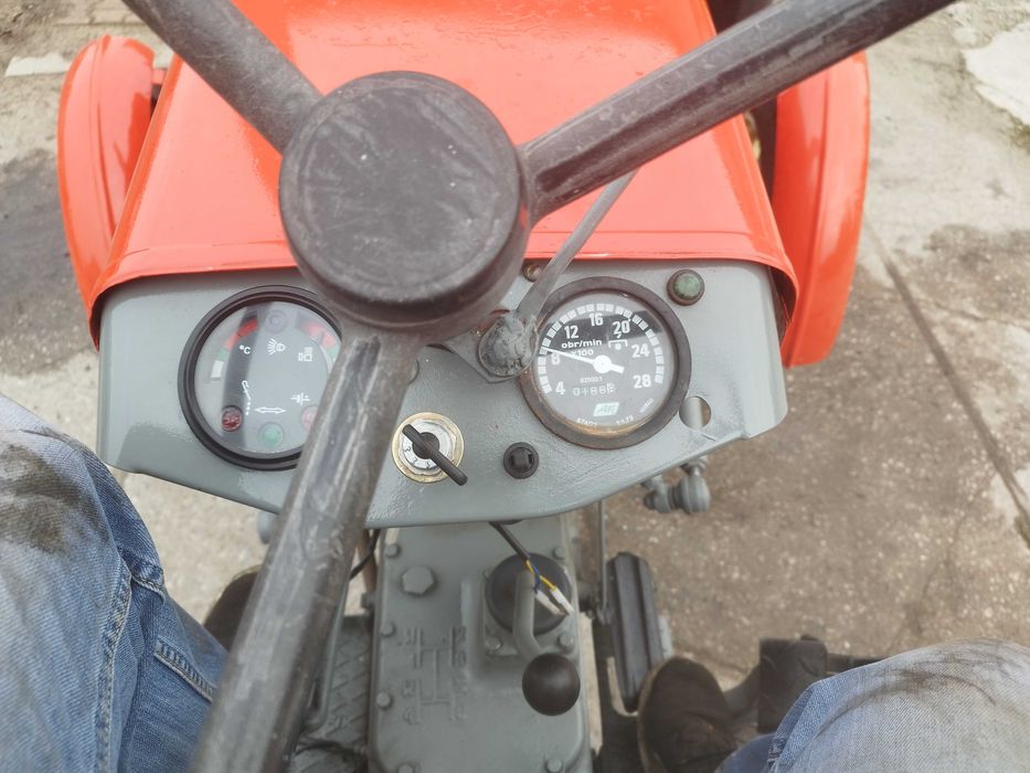 Ciągnik rolniczy Ursus C 330