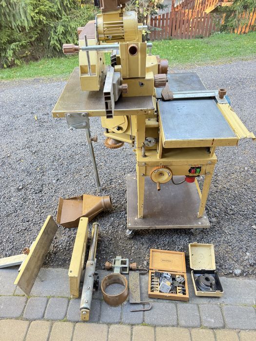 Sprzedam maszyne wieloczynnosciową heblarka grubosciowka  z dostawką