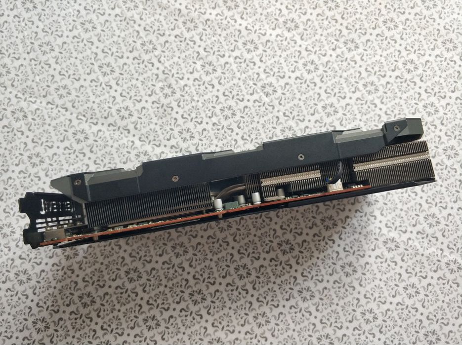 RX 5700 XT Power Color AMD Radeon 8GbВ
