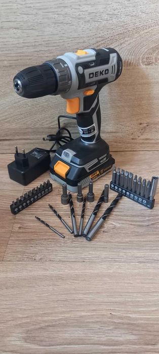 Nowa wkrętarko-wiertarka, 20V, z baterią i ładowarką w zestawie