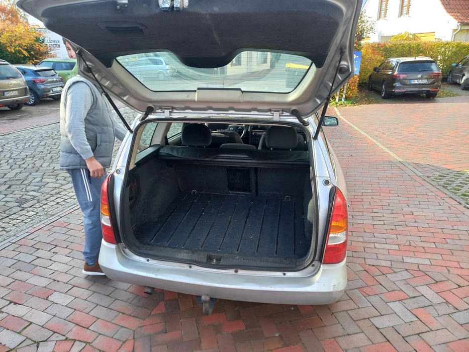 Опель Астра Aвангард