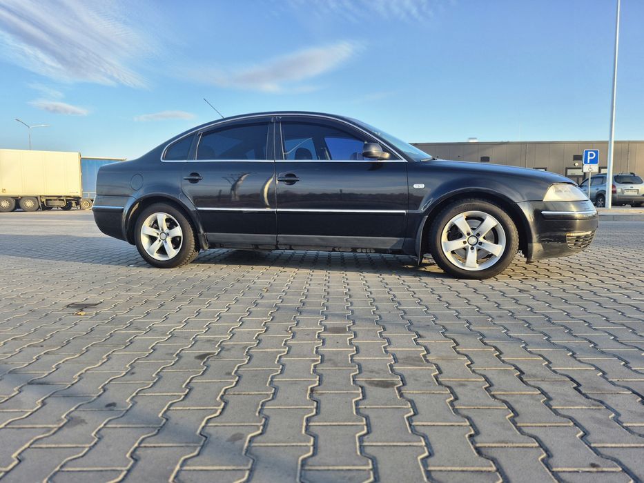 Продам власний автомобіль Volkswagen Passat B5+