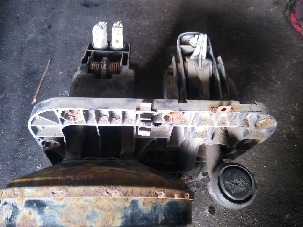 Serwo pompa hamulcowa pedały pompka Iveco daily III oryg 2.3hpi 06-14r