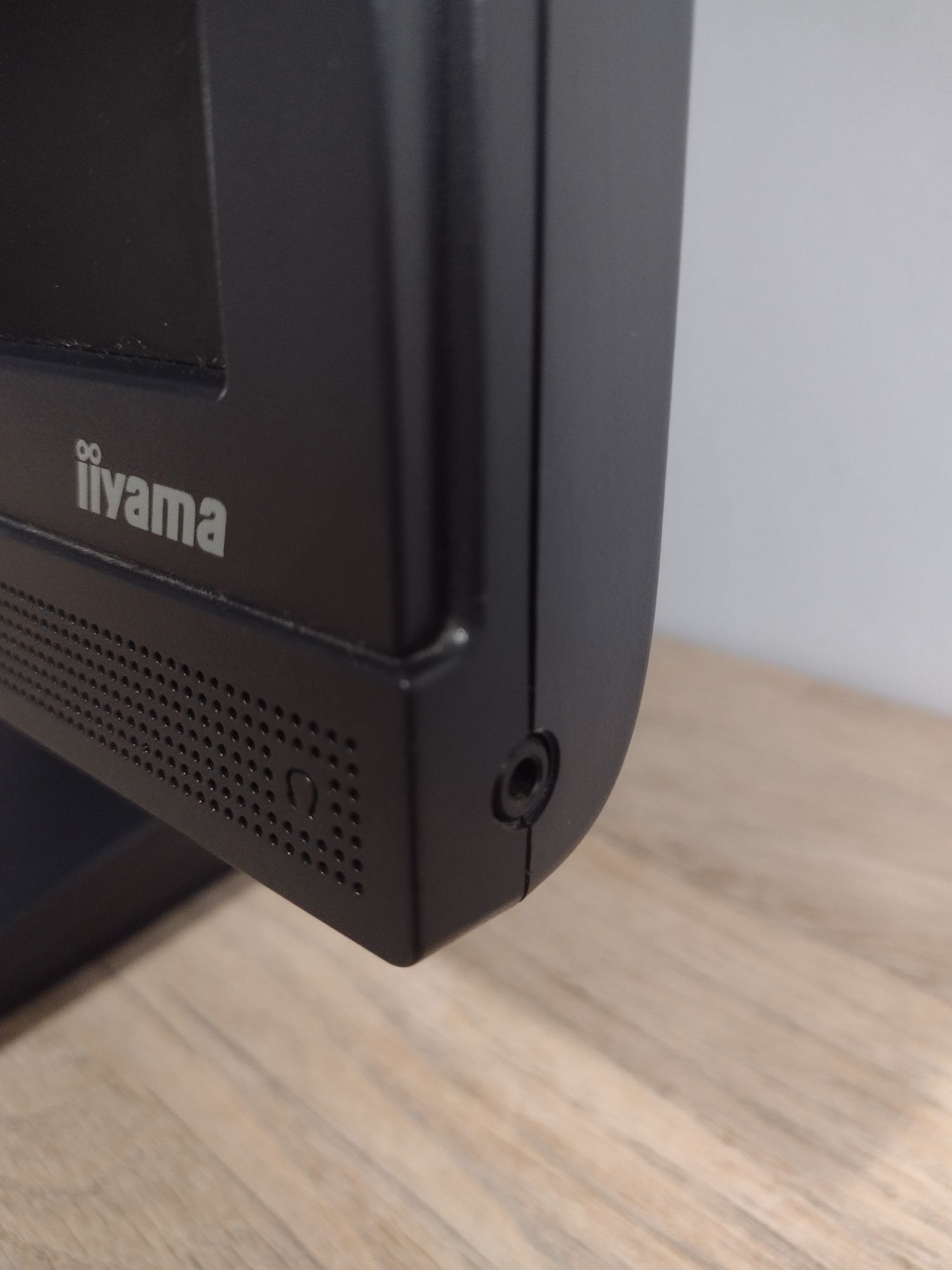Monitor 22 cale iiyama
