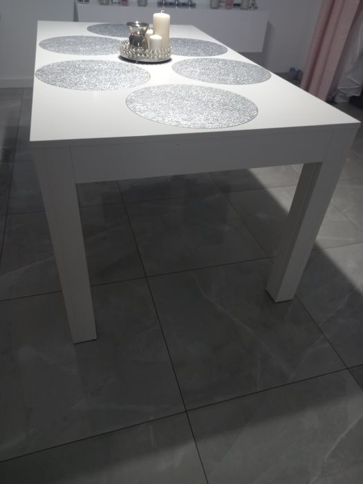 Stół 160x90 rozkłada się do 300cm