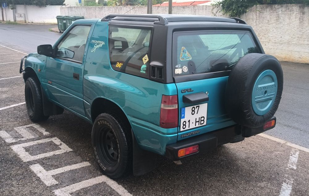 Opel Frontera A 2.0i