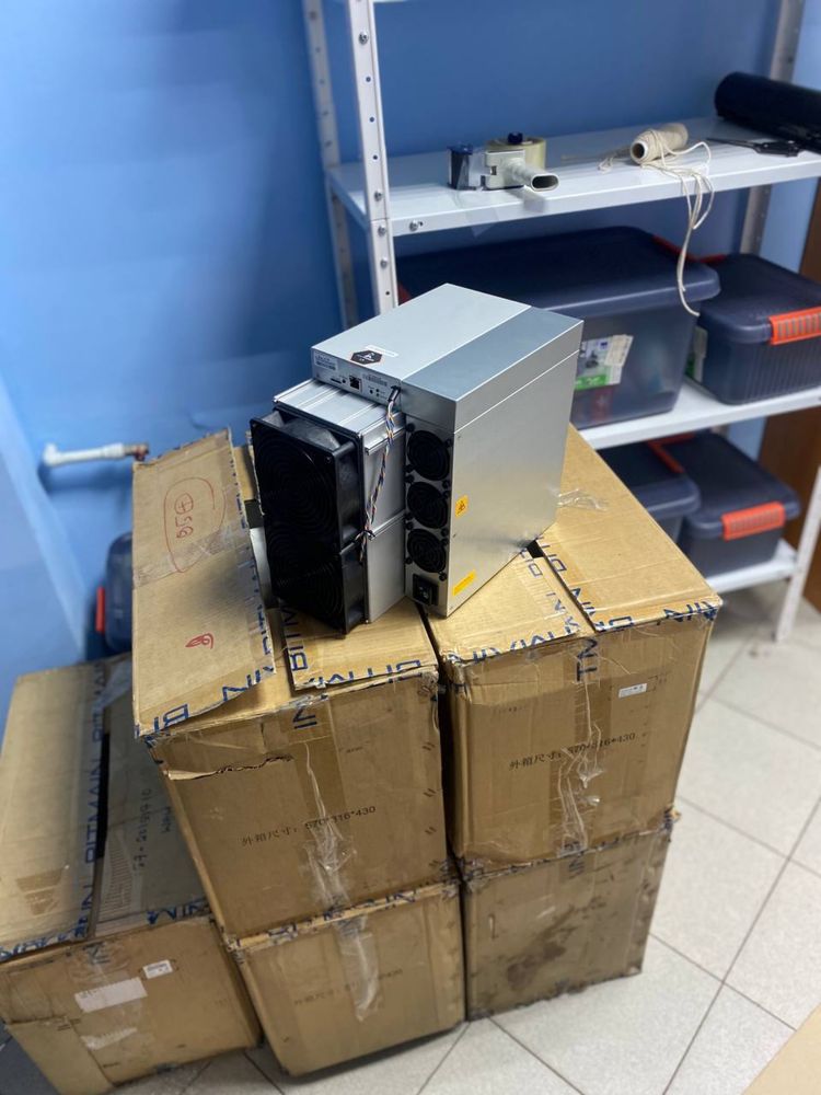 Asic Bitmain L9 16g б/у - идеал ( в работе 1 месяц)