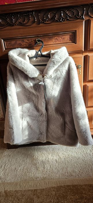 Продам шубку из искуственного меха