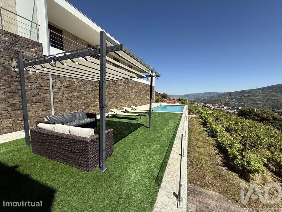 Casa de Campo T4 em Gestaçô de 465,00 m2