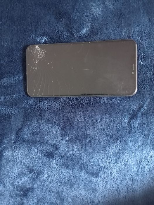 IPhone 11 para retiradas de peças