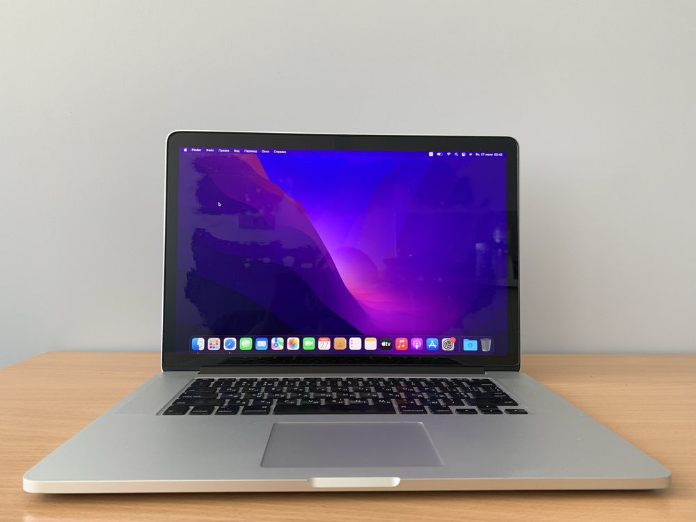 Macbook pro 15 2015 16gb/512gb