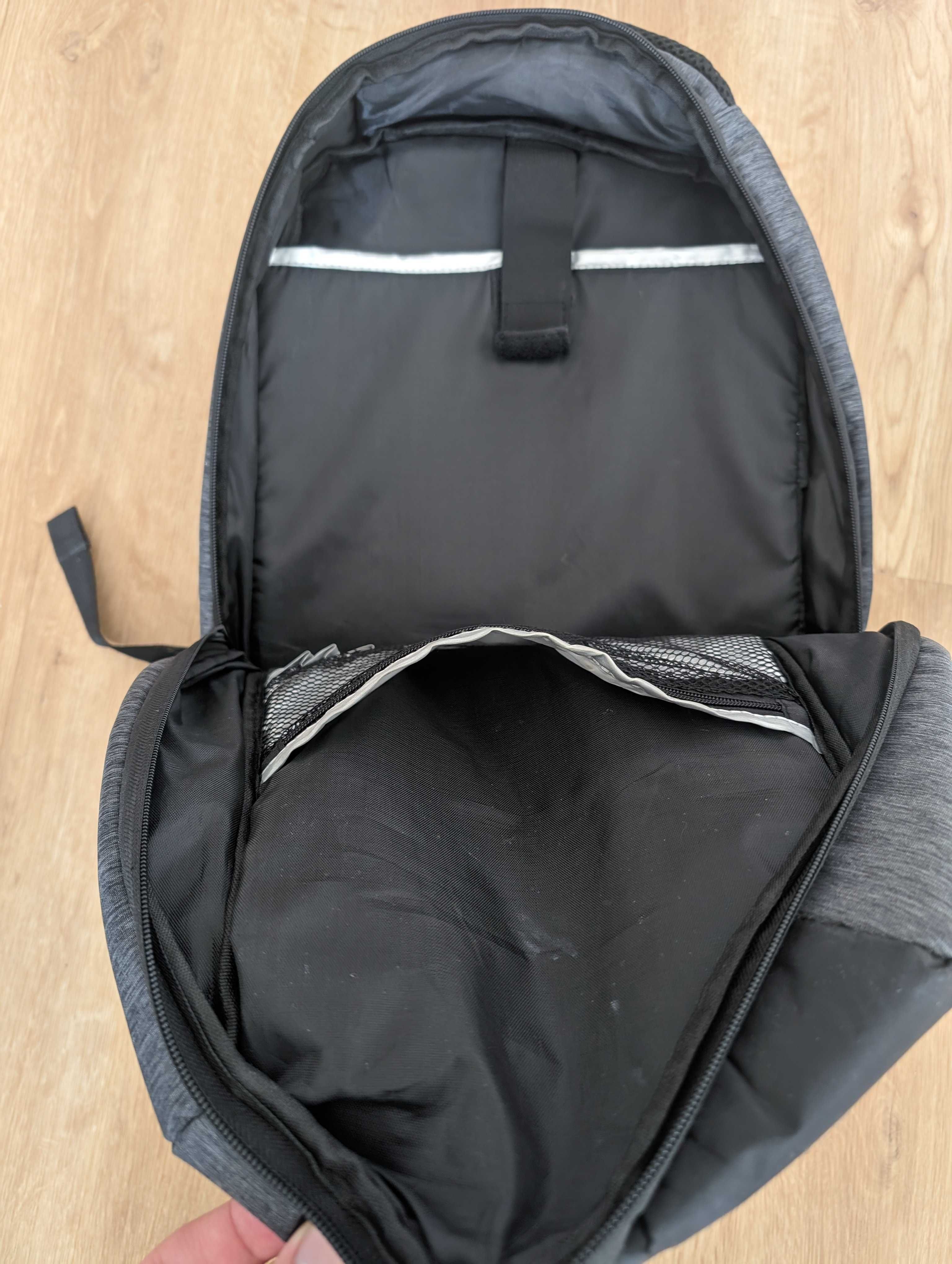 Mochila Davda para Portátil 15" em P-900D