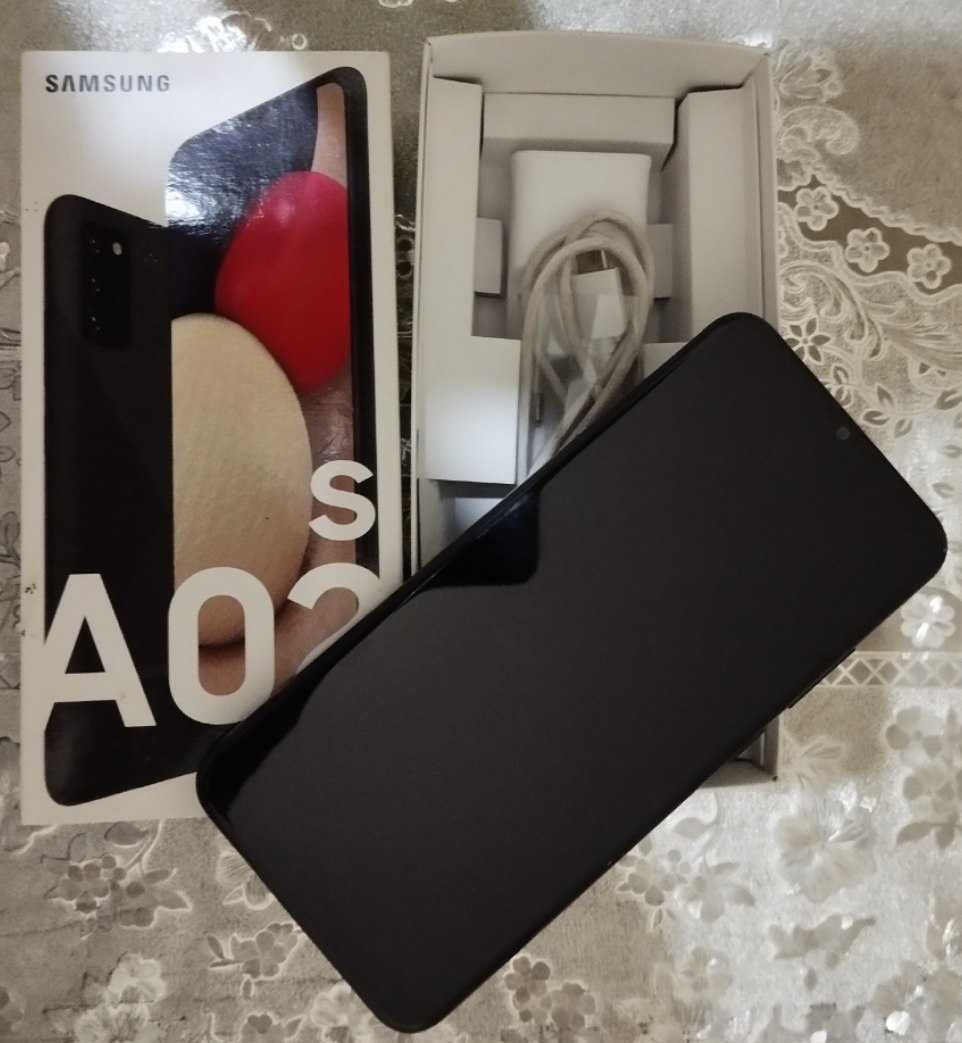 Samsung A02S - Do sprzedania smartfon (330 PLN - do negocjacji)