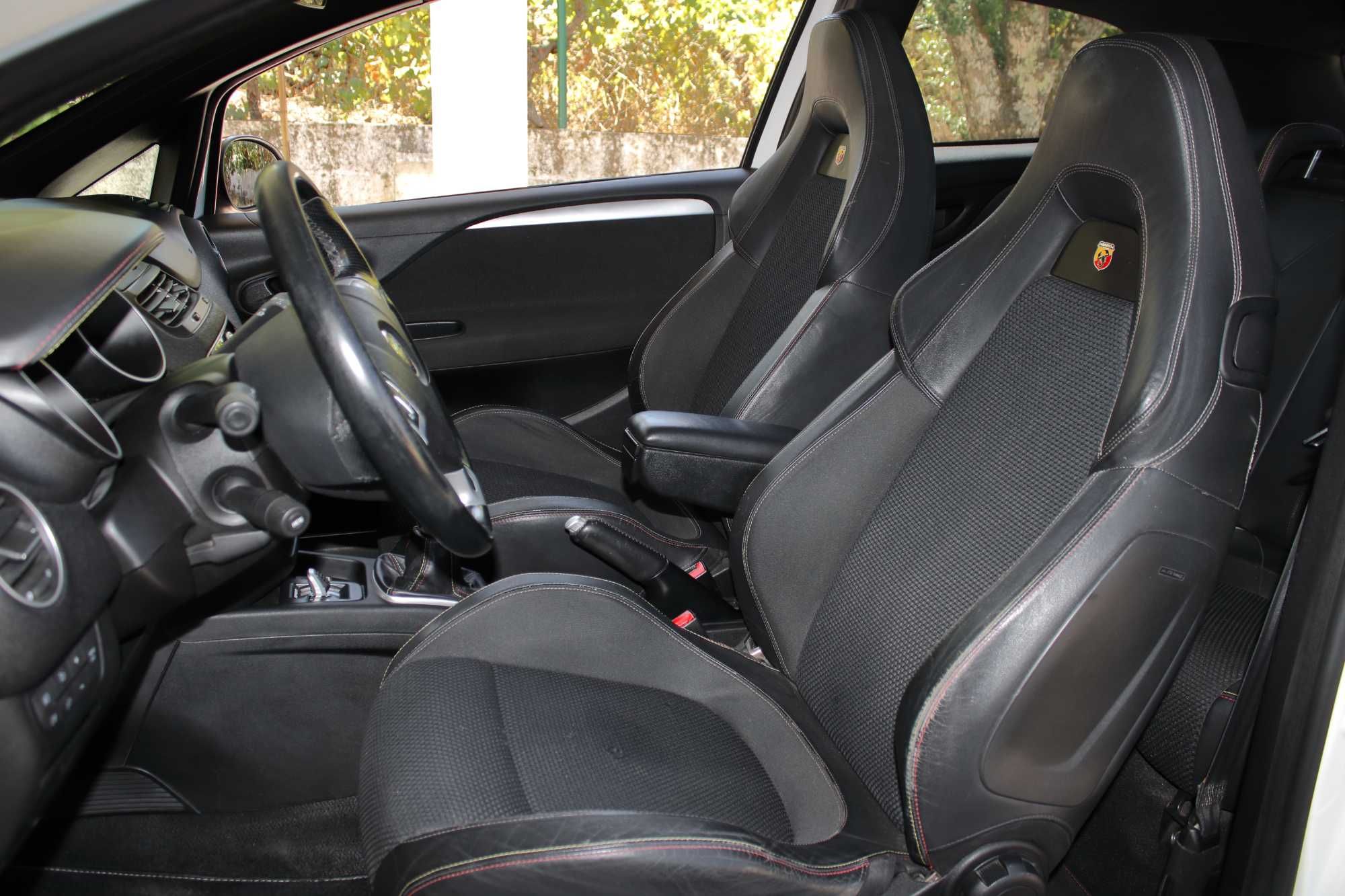 Abarth Punto Evo 1.4 Turbo 163CV ESTETICO (119€/Mês)