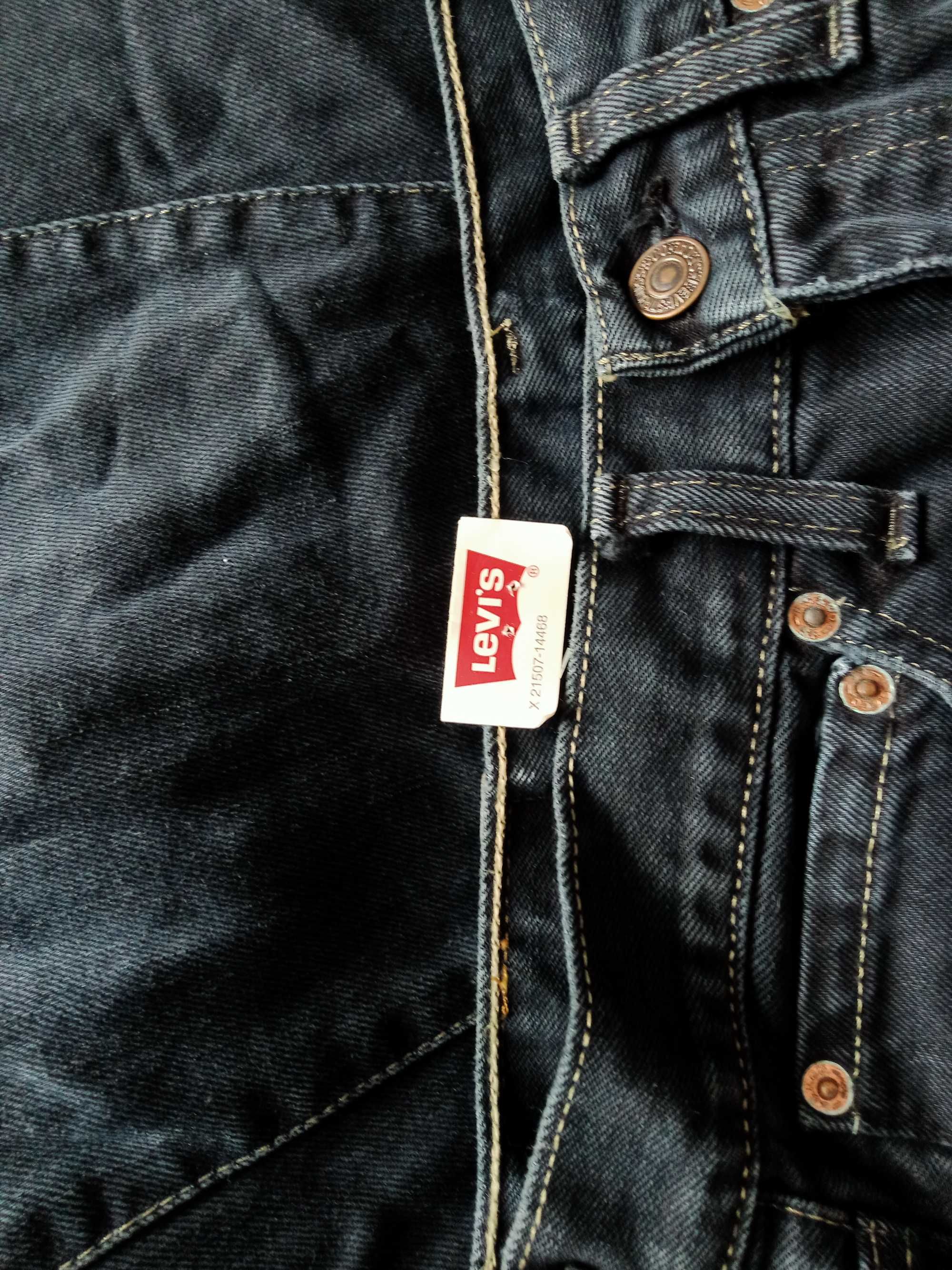 Джинсова спідниця Levi's (нова)