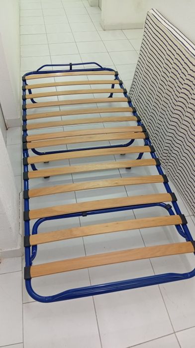 Diva, cama dobrável com colchão