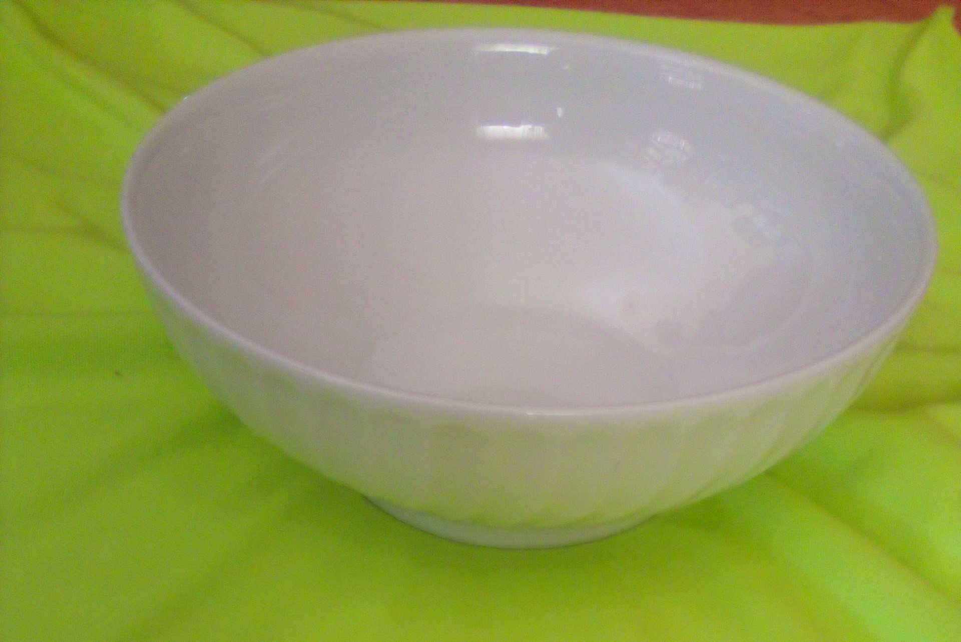 varias louças para desocupar