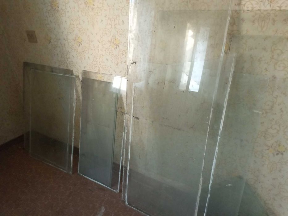 Скло, стекло для вікон та балконних рам , різні розміри