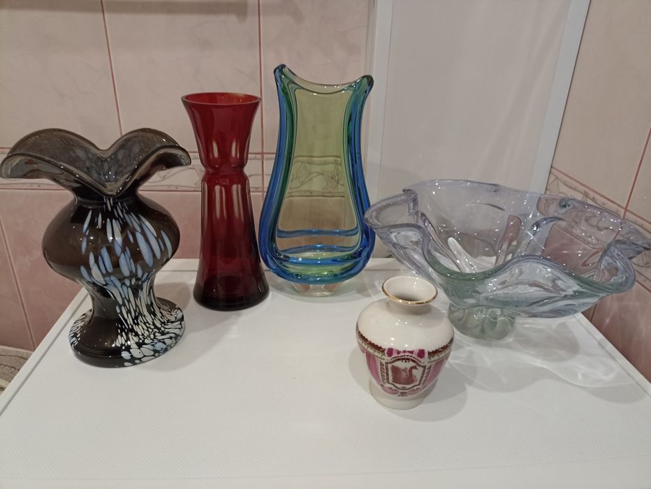 Подарки стильные вазы на любой вкус.