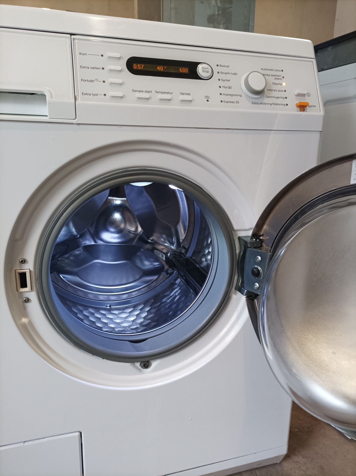 Пральна машина Miele W5829WPS Gala Gr