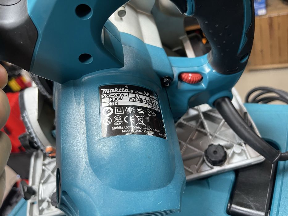 Makita SP6000 / погружна дискова пила Макіта