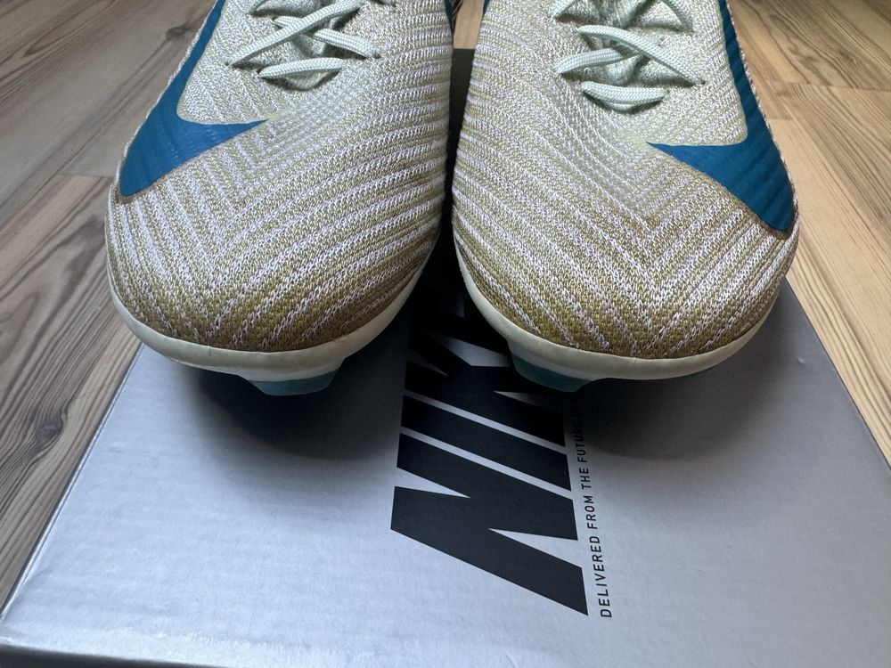 Korki nike mercurial vapor