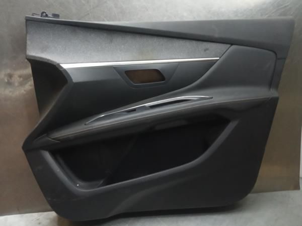 Forra porta / quartela frente direita PEUGEOT 3008 II (M_)