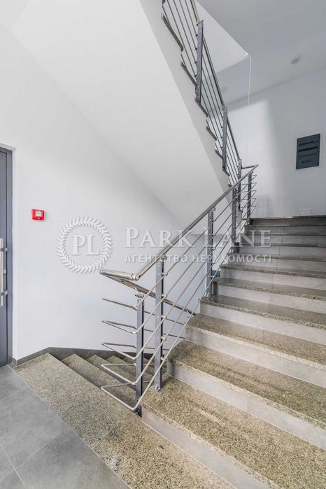 Продаж Окрема будівля 3000м2 Лобановського Червонозоряний Соломенский