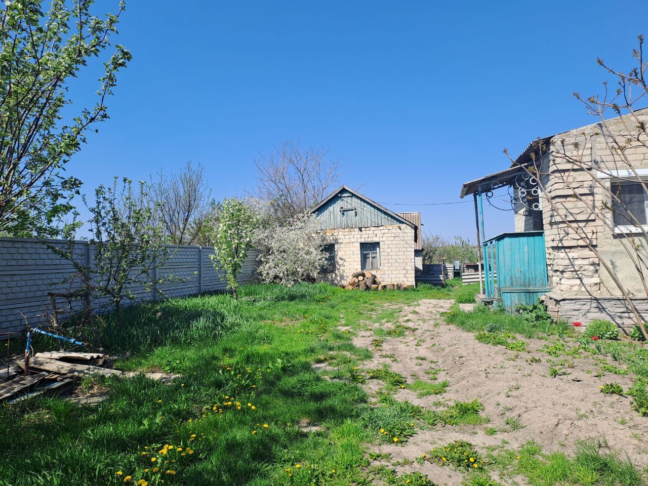 Продам дом с удобствами