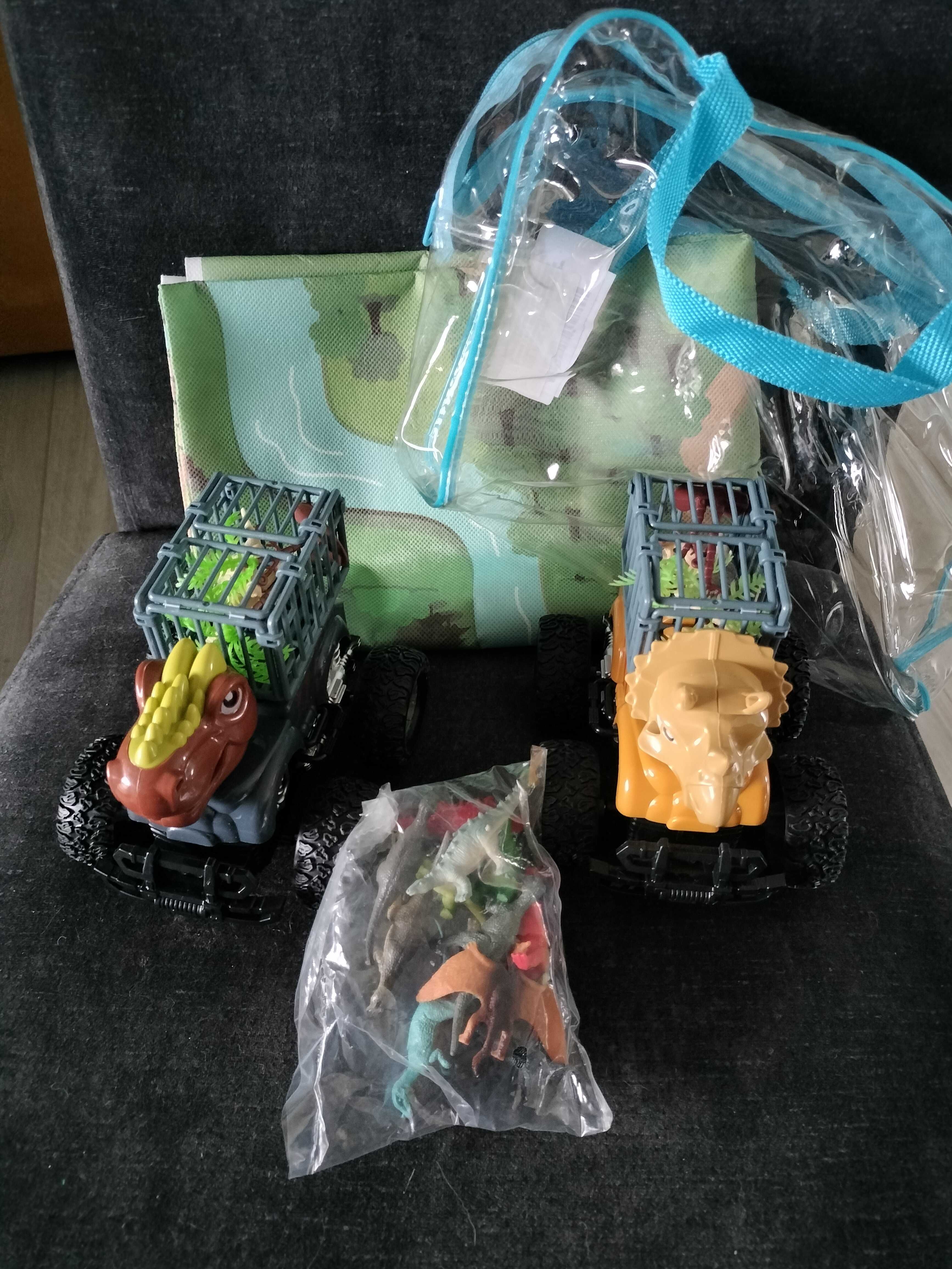 2 szt. Model ciężarówki do transportu dinozaurów, spp700