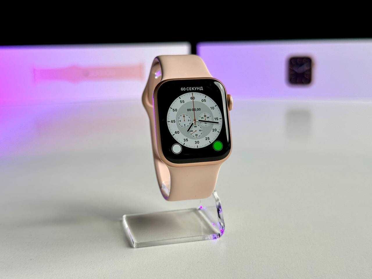 ВЖИВАНИЙ Apple Watch Series 6 GPS 40mm Gold Aluminum Case