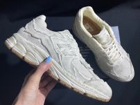 Кроссовки New Balance 2002 оригинал
