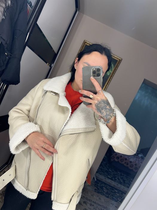 Дубленка белая zara