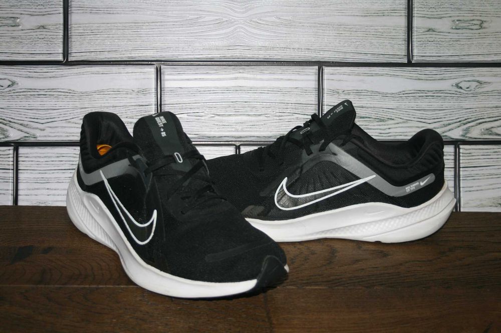 Кроссовки беговые Nike Quest 05   45 р. ( 28,5 см.)