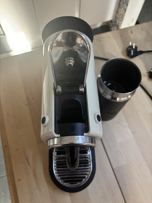 Expres do kawy DeLonghi