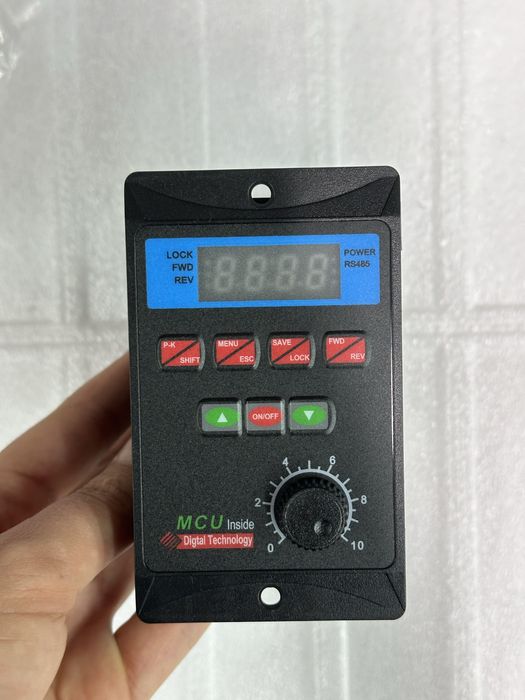 Частотник 750Вт 220В Однофазний перетворювач для трифазного двигуна