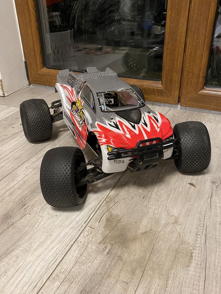 Model rc spalinowy (hpi,traxxas)