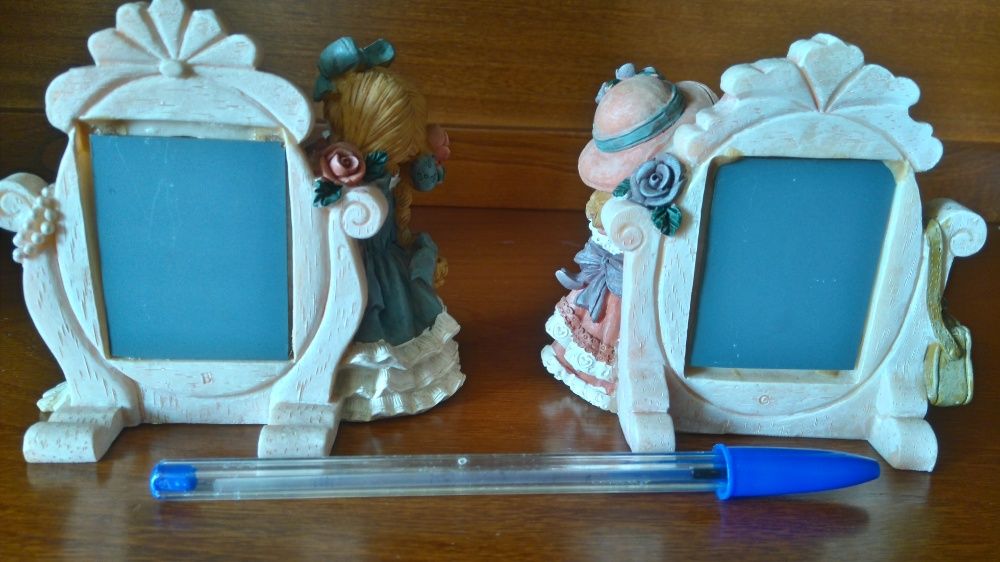 2 bonecas-espelho de porcelana rosa e azul